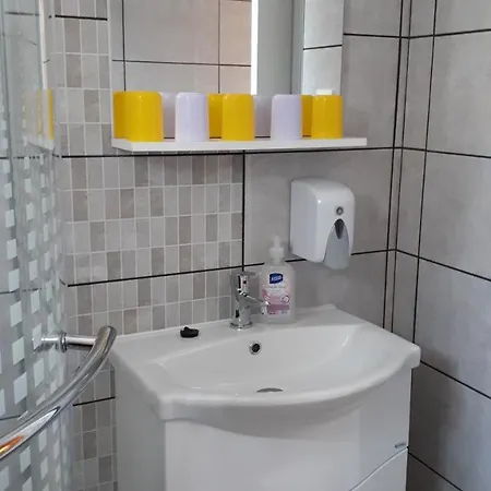 Viktoria Apartmanhaz Apartmán Harkány