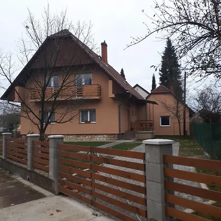 Viktoria Apartmanhaz Apartmán *